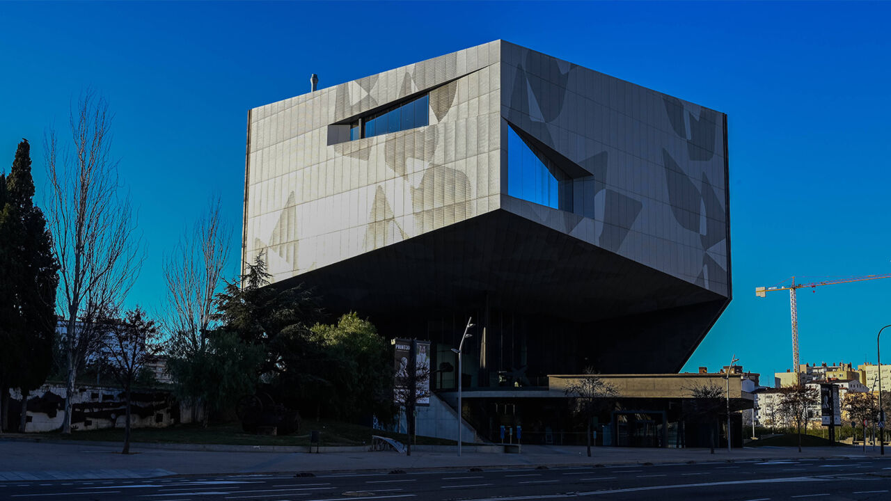CaixaForum in Zaragoza, Spanien, von Carme Pinós