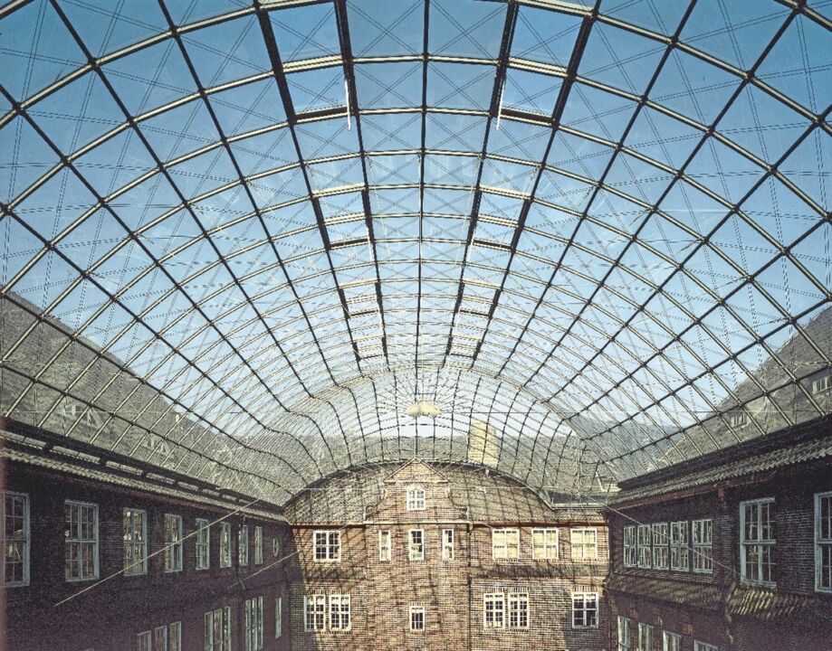 Museum für Hamburgische Geschichte, Innenhof Glasüberdachung